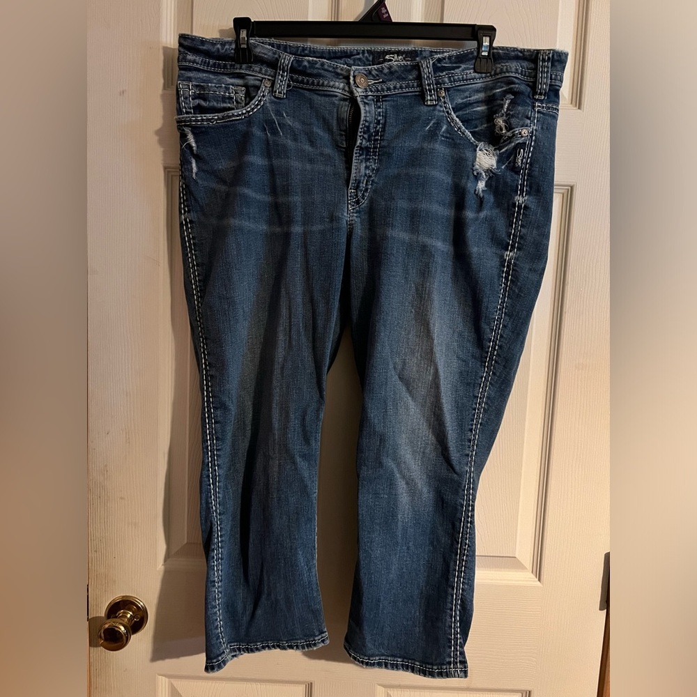 Silver Suki Capri jeans, size 24